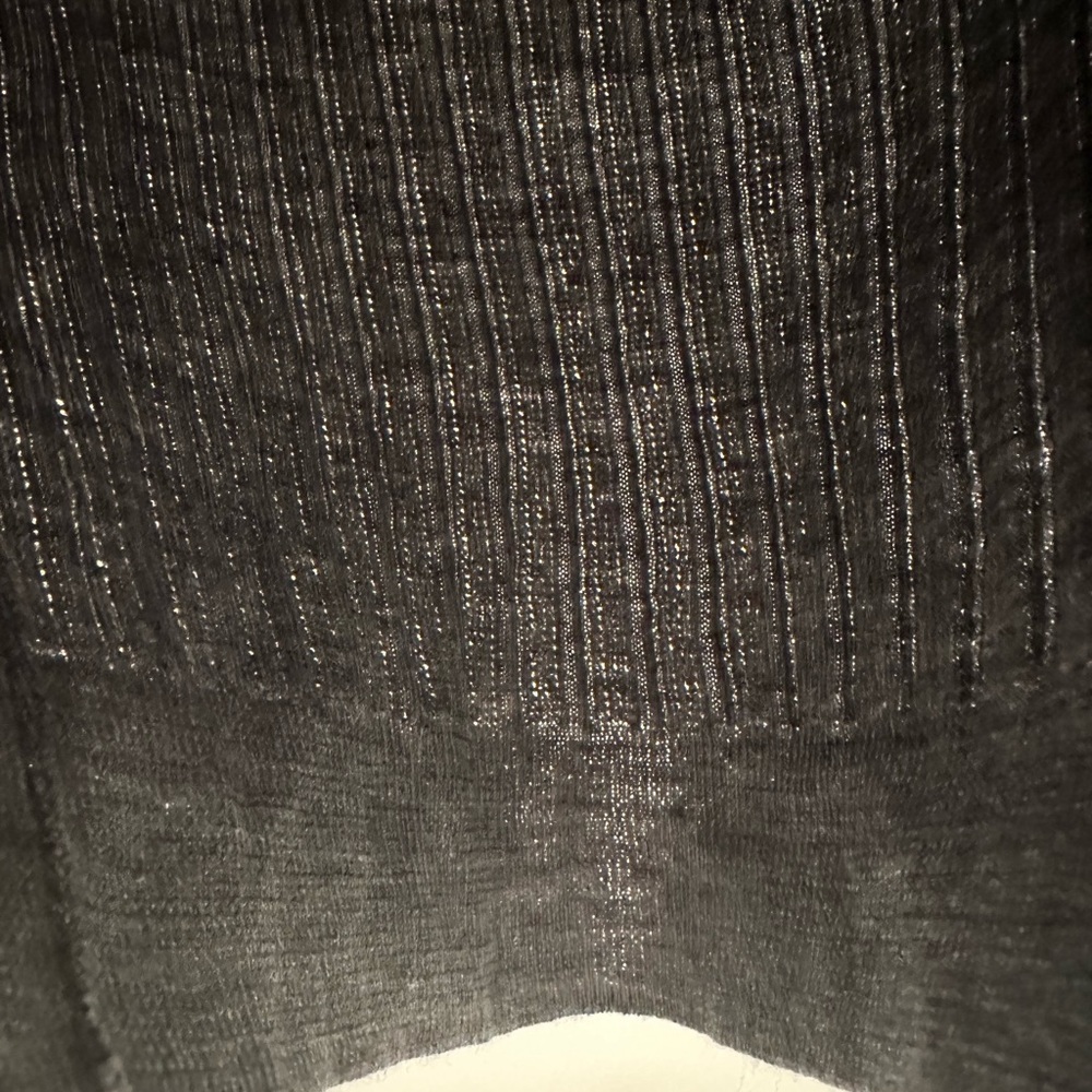 Top - Picture 4 of 4